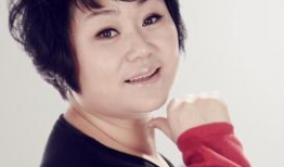 贺美玲资料,从平凡走向卓越的励志传奇