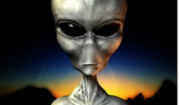 外星人陈山一家的照片,揭秘神秘星球来客的地球生活