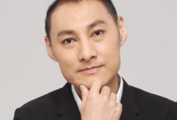 严宽个人资料图片,魅力型男，影视界璀璨星辰